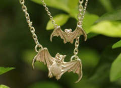蝙蝠饰品的风水作用，蝙蝠的美好寓意你知道吗